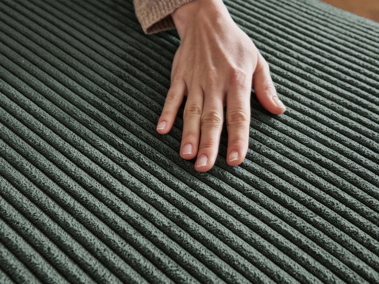 HONBAY 6-Piece Corduroy Modular Sleeper Lindyn Sectional With Storage Space #Color_Corduroy Green